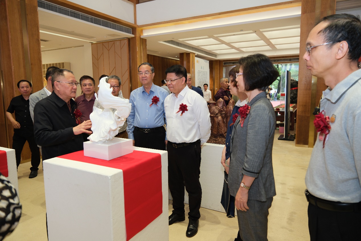 2026 出席2026福建当代工艺美术展并致辞 图2